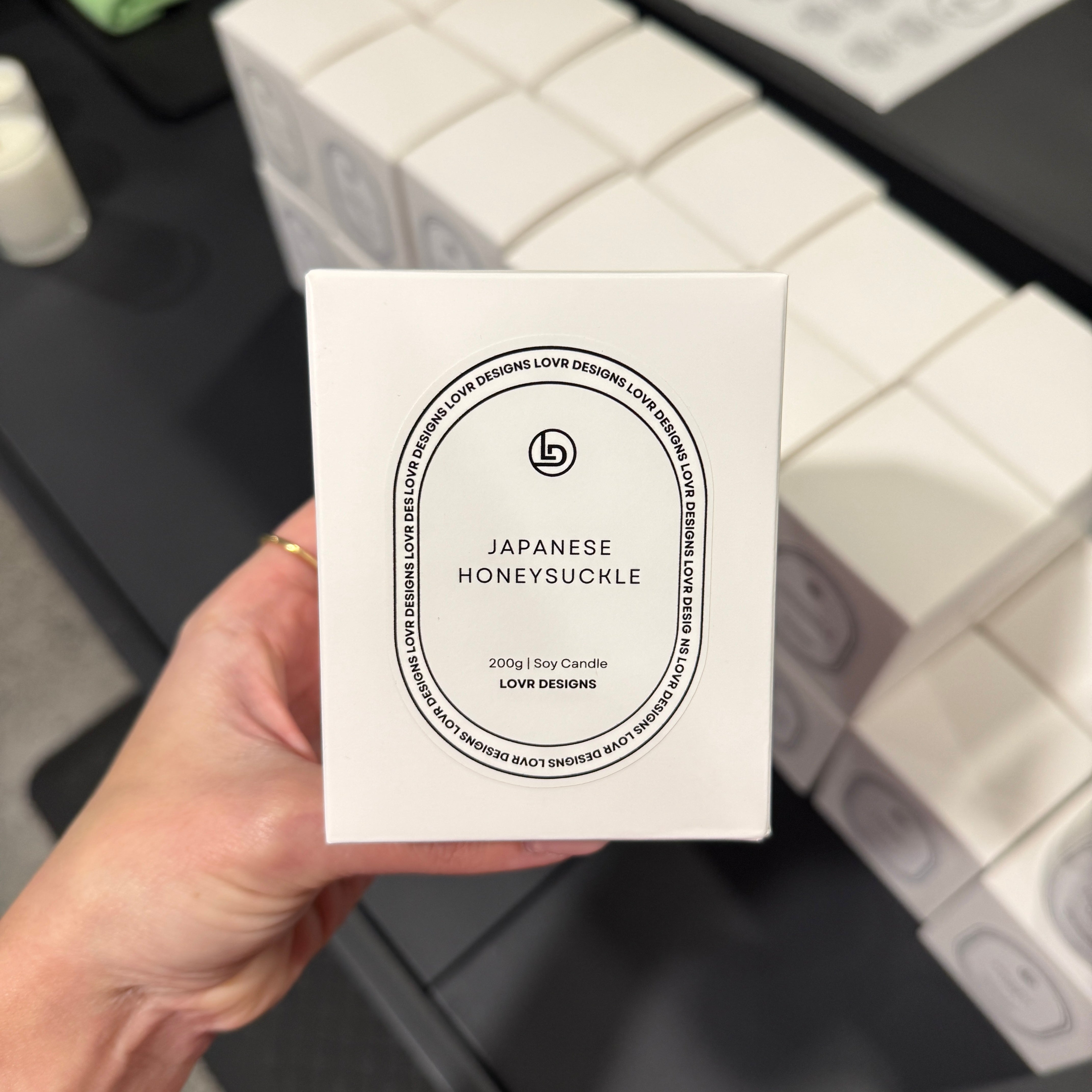 (Unreleased Collection) Medium 200g Candle - JAPANESE HONEYSUCKLE