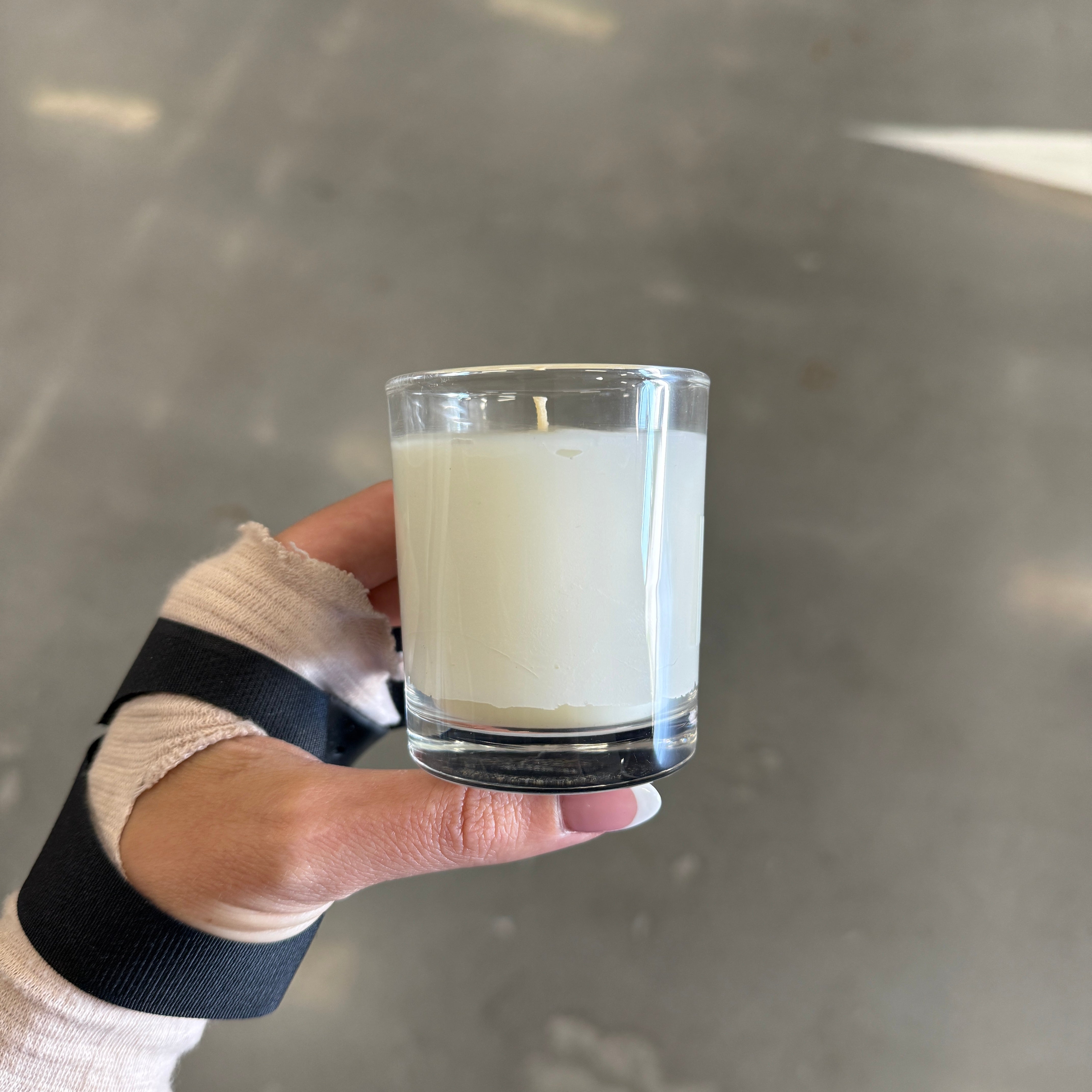 (Perfectly Imperfect) Clear Small 100g Candle - JAPANESE HONEYSUCKLE